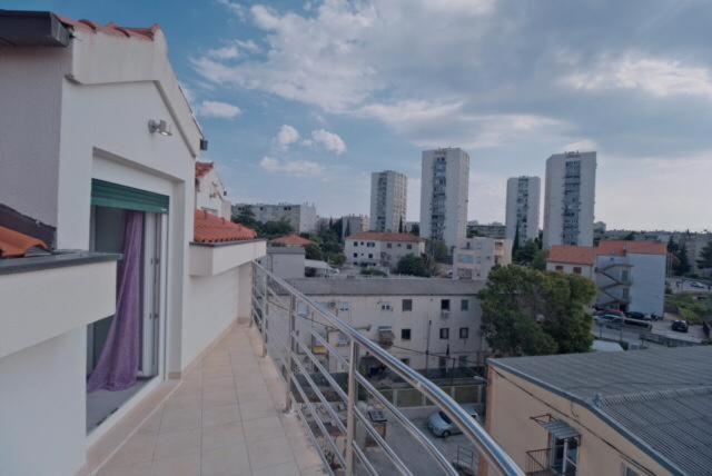Apartments Nova Сплит Екстериор снимка
