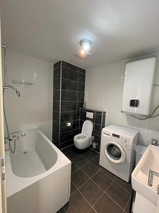 Apartments Nova Сплит Екстериор снимка