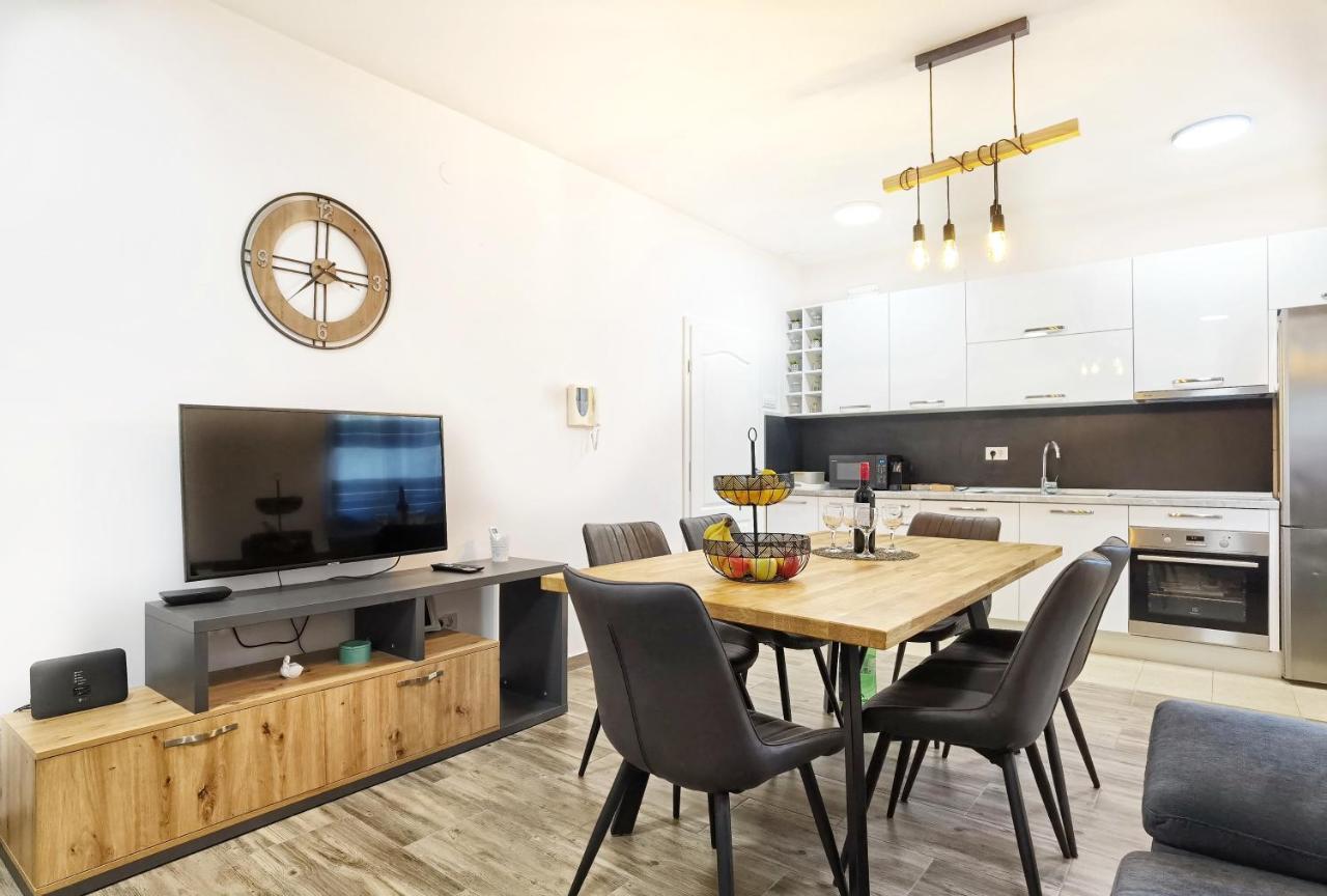 Apartments Nova Сплит Екстериор снимка