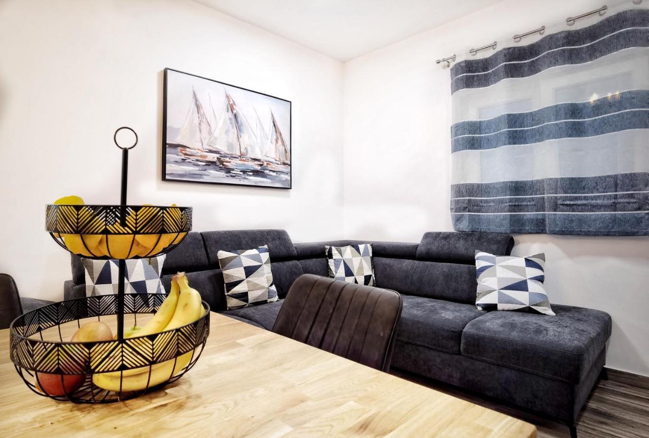 Apartments Nova Сплит Екстериор снимка